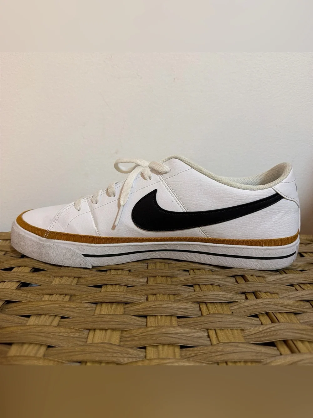 Nike Court Legacy Men’s 11.5 White Black Brown Athletic Leather Shoes Sneakers